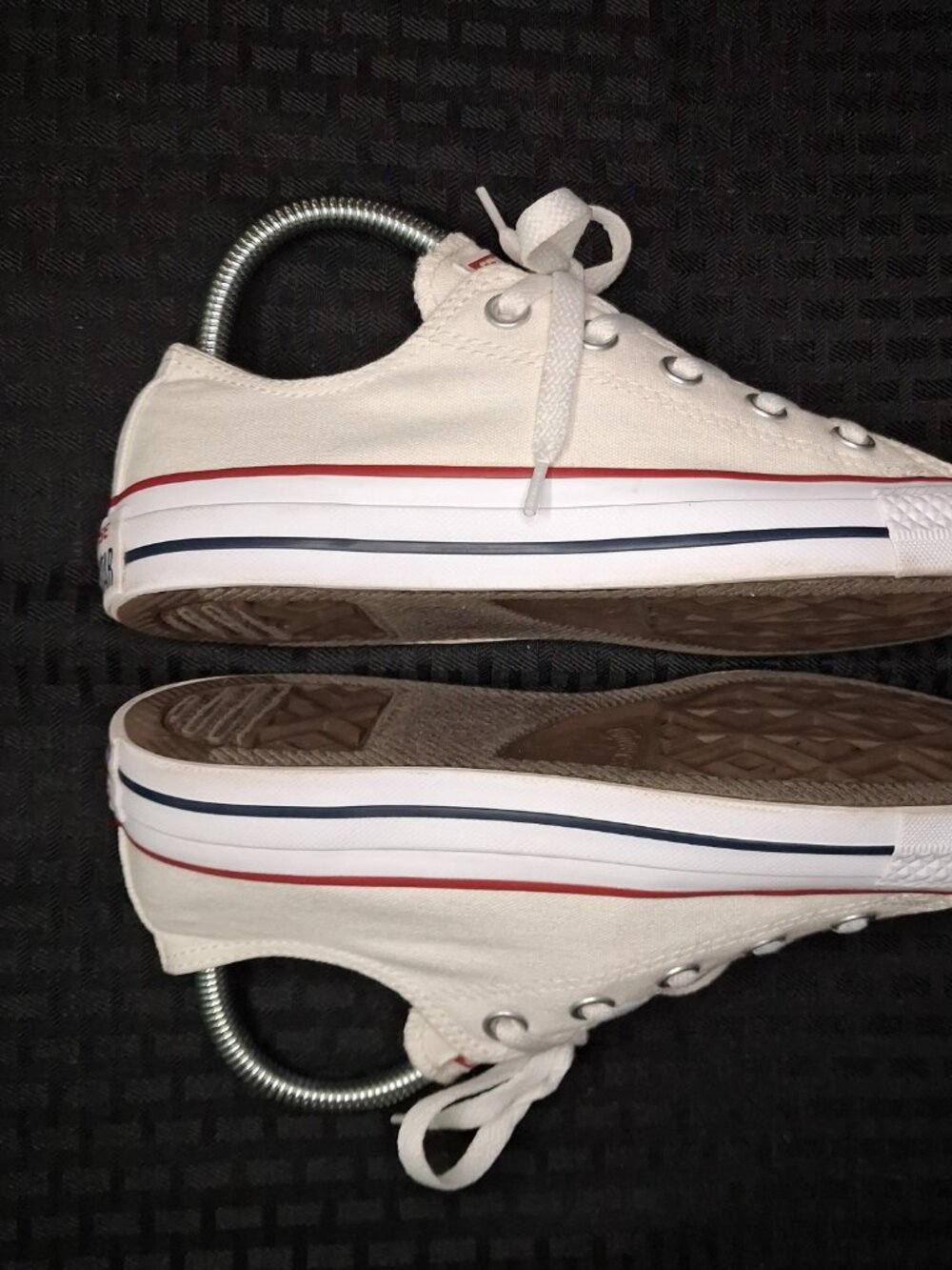 Converse All Star Chuck Taylor Low Top White Canvas Sneakers Women's 6 Men's 4